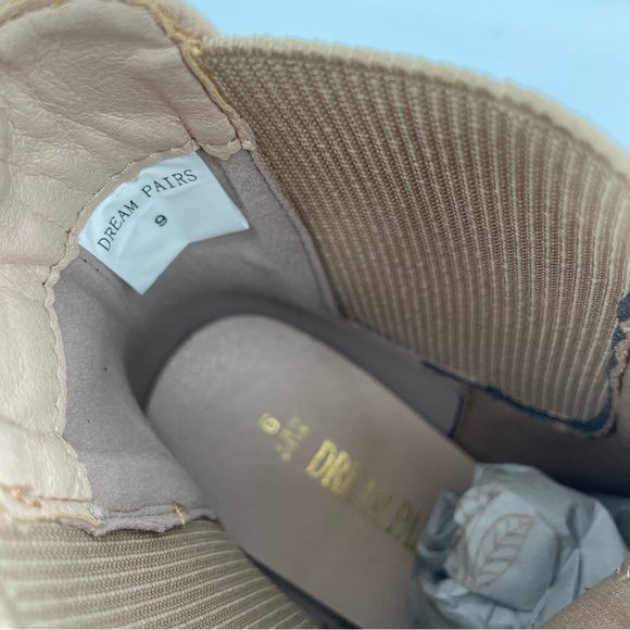 NEW Dream Pairs Pointed Toe Chelsea Ankle Boots Nude Suede 9 - Picture 13 of 14